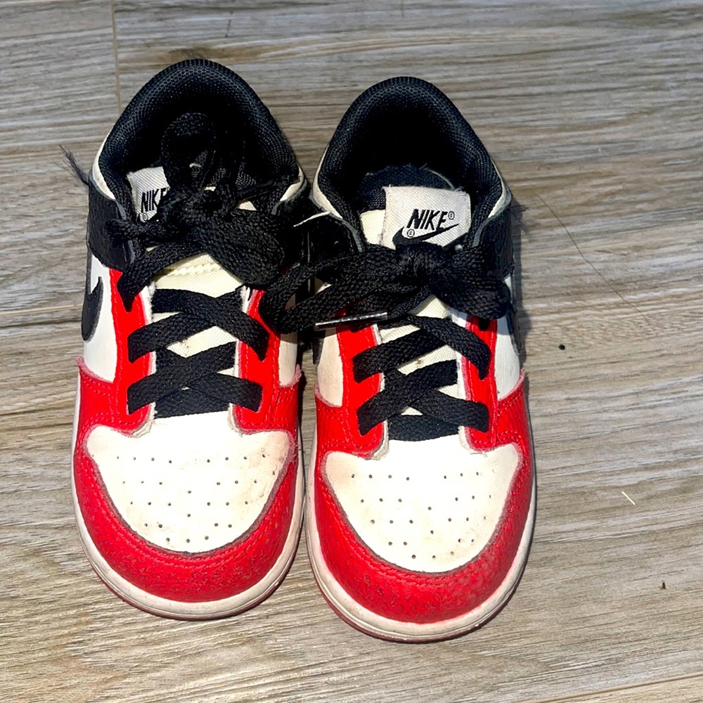 Nike Dunks low 7th Anniversary bulls